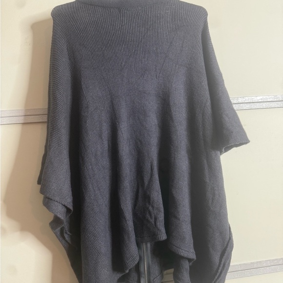 DKNY Charcoal Poncho with Zipper - Picture 10 of 12